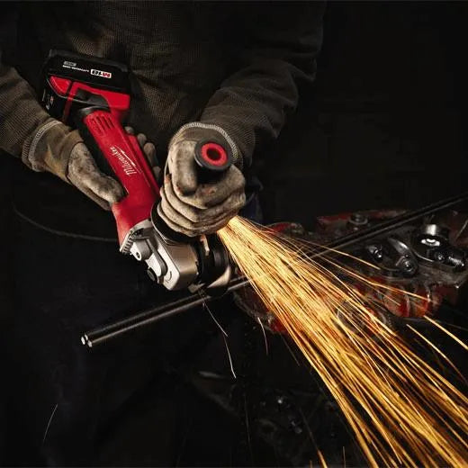 Milwaukee 2680-22 M18 Cordless LITHIUM-ION 4-1/2" Cut-off / Grinder Kit