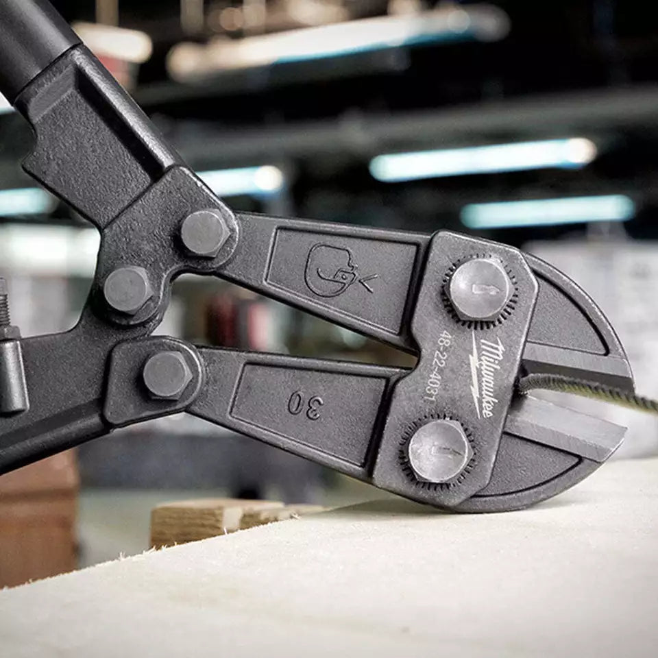 Milwaukee 48-22-4031 30" Optimized Forged Steel Heat Treated Bolt Cutter