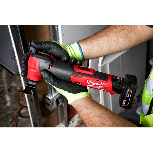 Milwaukee 2526-20 M12 FUEL Cordless Oscillating Multi-Tool  + 5.0ah Battery