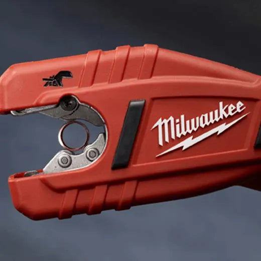 Load image into Gallery viewer, Milwaukee 2471-20 M12 Copper Tubing Cutter + Battery
