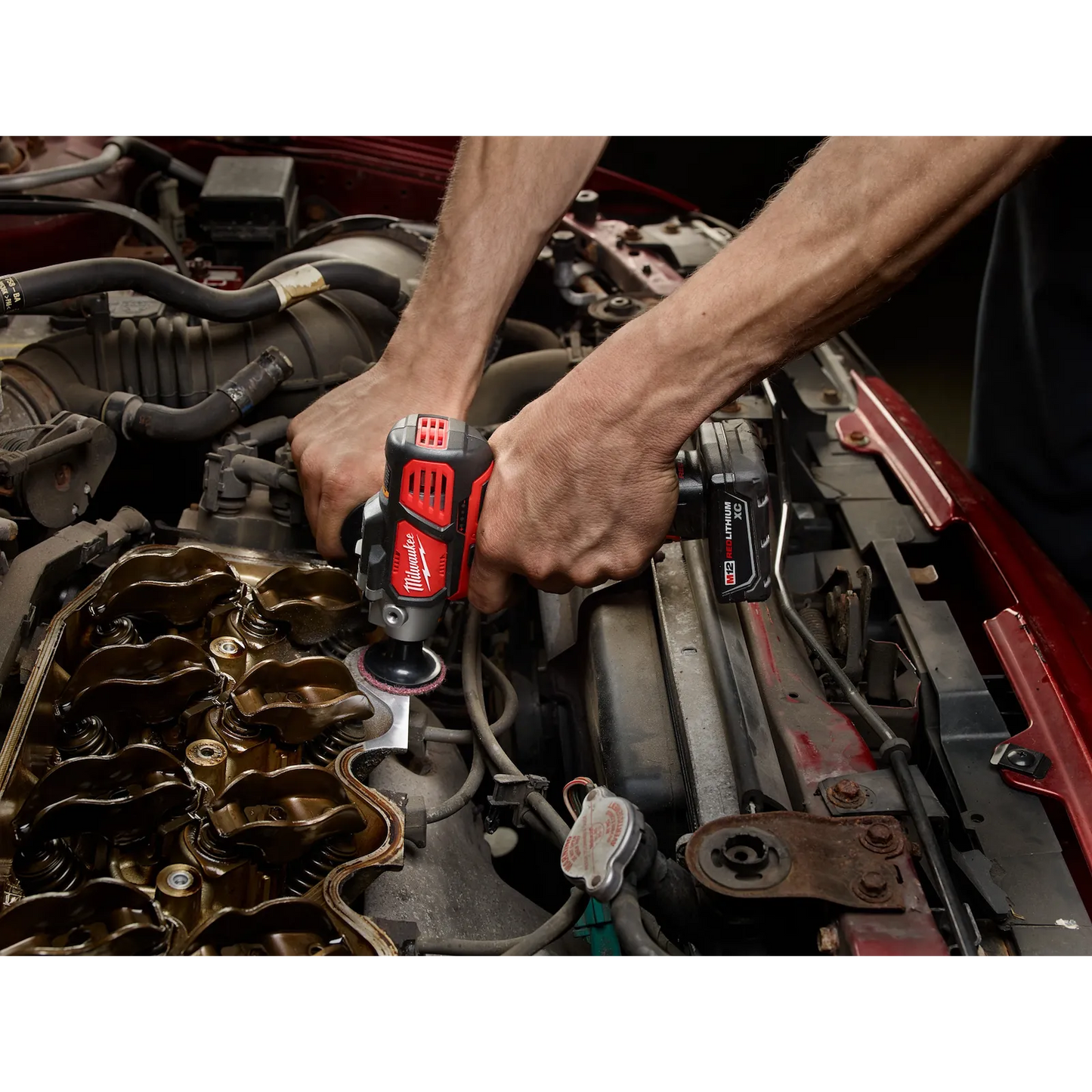 Milwaukee 2438-20 Variable Speed Polisher/Sander + FREE Battery