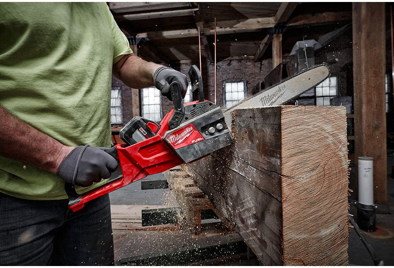 Load image into Gallery viewer, Milwaukee 2727-21HDP M18 FUEL 18V Cordless 16-Inch Chainsaw &amp; Blower Tool Kit
